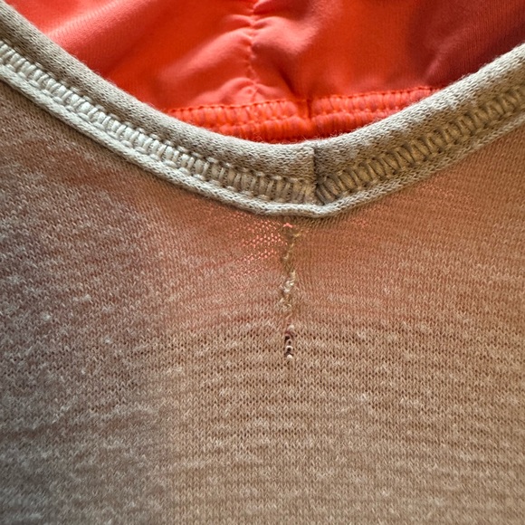 🍋 🍋Lululemon Tank with built in Sports Bra - Picture 4 of 4